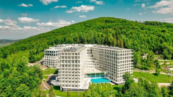 Crystal Mountain Hotel Wisła - 01