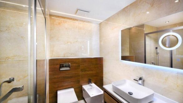 Akvamarín Bešeňová