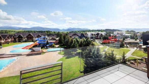 Akvamarín Bešeňová