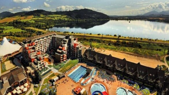 Akvamarín Bešeňová