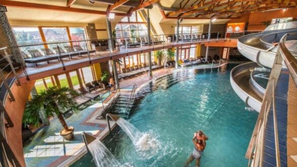 Akvamarín Bešeňová